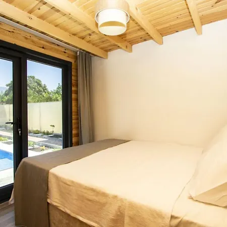 With Pool Jacuzzi And Backyard In Inlice Fethiye